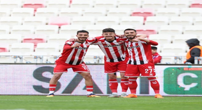Trendyol 1. Lig:  Sivasspor: 4 - Sakaryaspor: 1